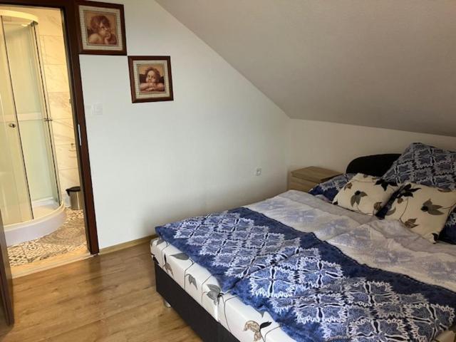Apartmanovy Dom Slavia Apartment บอยนิตแซ ภายนอก รูปภาพ